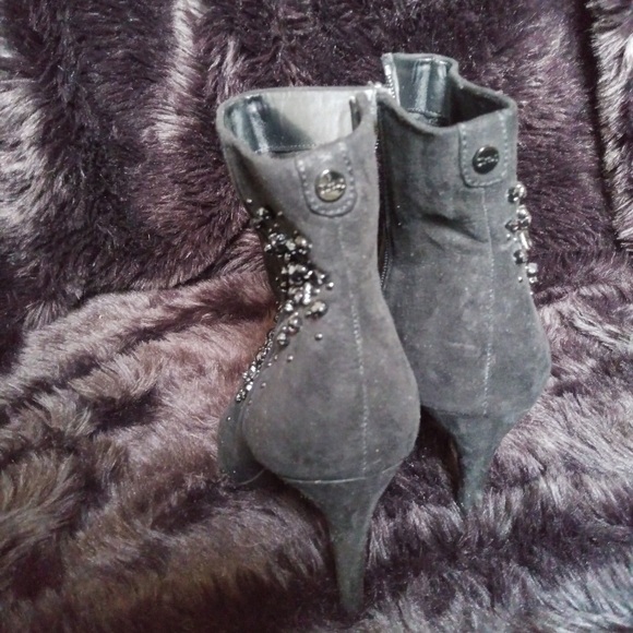 Boots - Picture 5 of 5